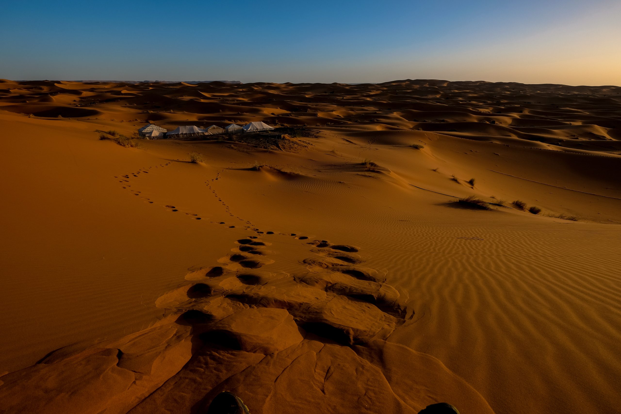 Exploring the stunning beauty of Morocco's desert with Morocco Travelogue